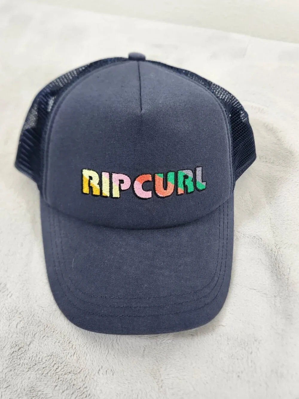 Rip Curl Hat Snapback Navy Blue Gray Mesh Adjustable Logo Rainbow Colors Trucker